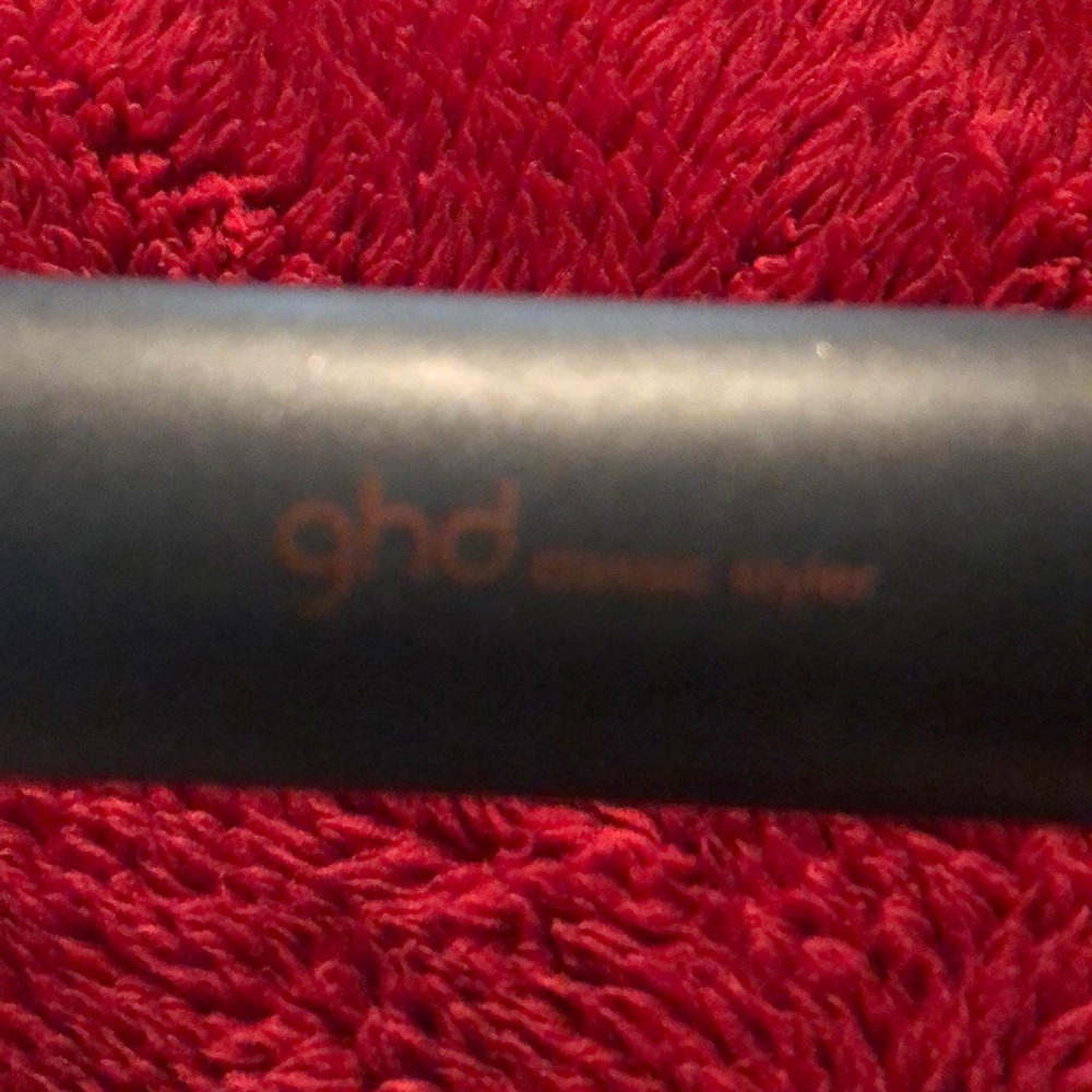 GHD Classic straightener